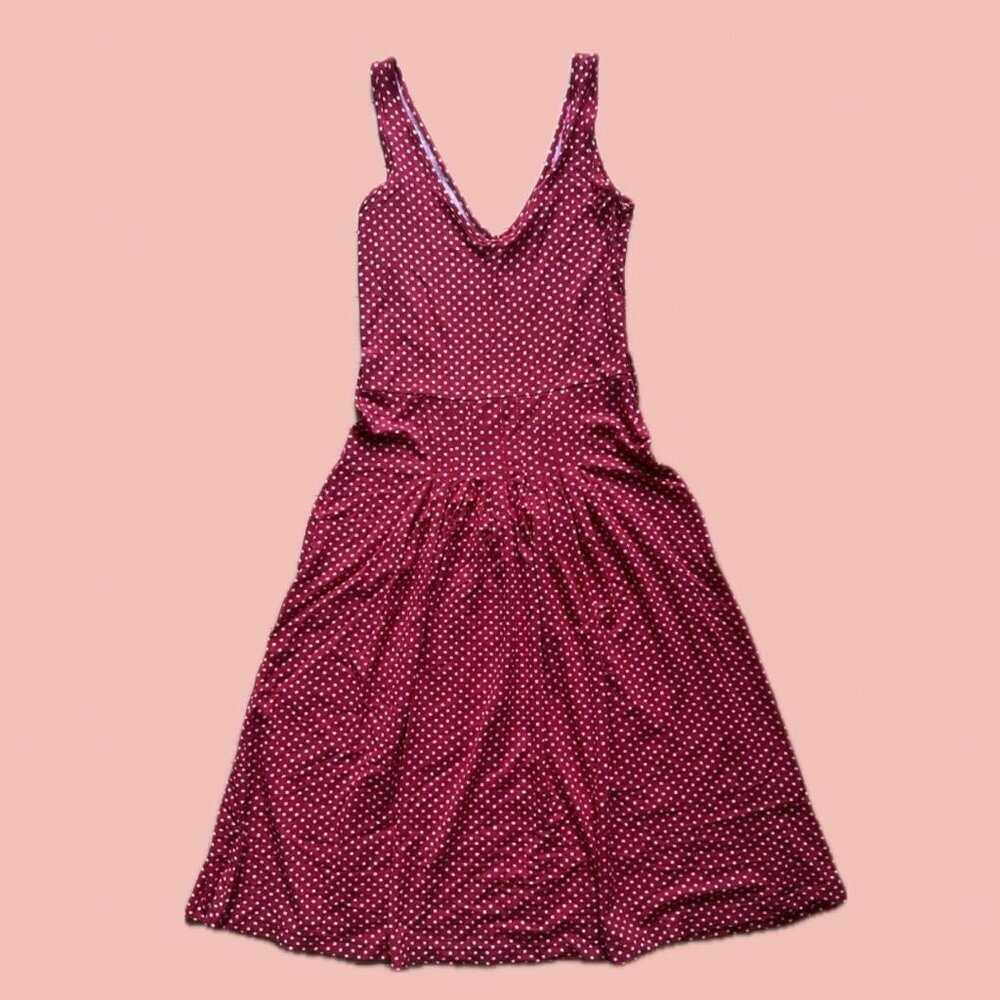 Charming vintage-inspired red polka dot dress by Nass Woman